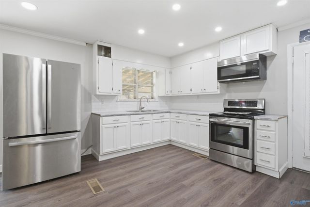 500 Carol Street, Hartselle, AL 35640