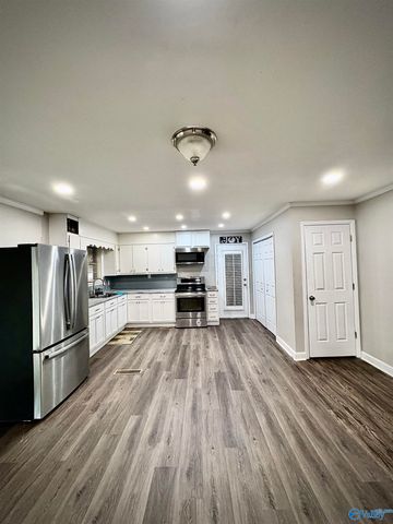 500 Carol Street, Hartselle, AL 35640