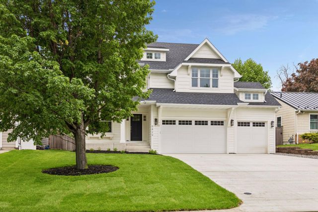 5829 Ewing Avenue S, Edina, MN 55410