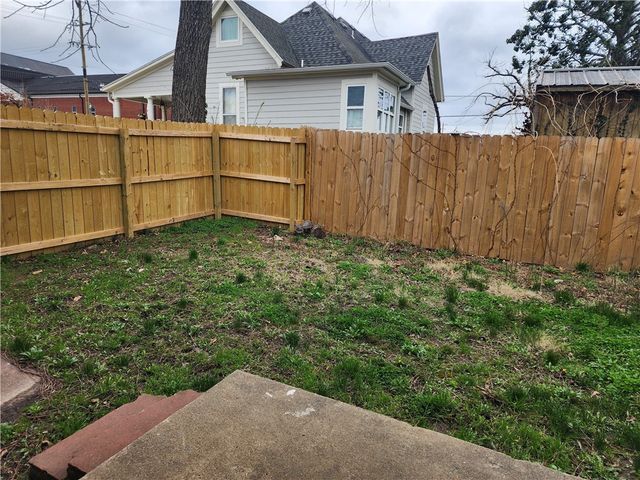 415 W Poplar Street A, Rogers, AR 72756