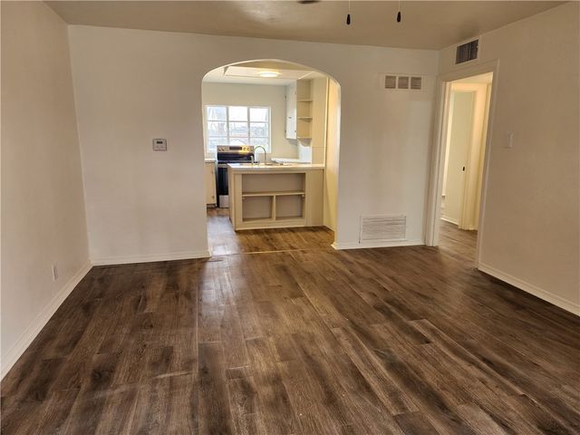 415 W Poplar Street A, Rogers, AR 72756