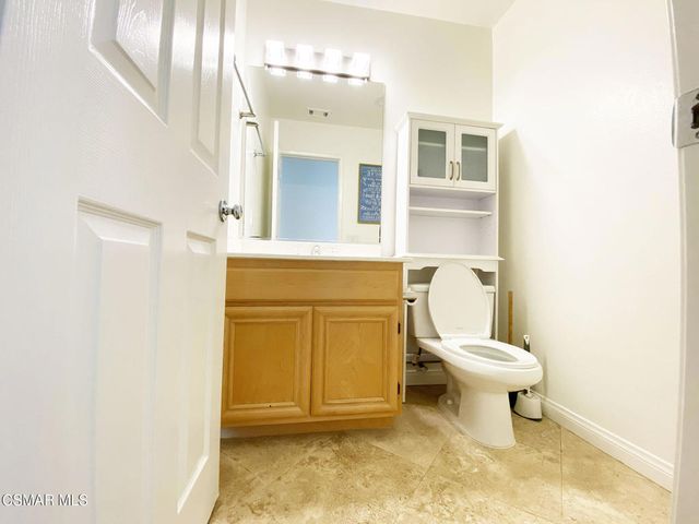 1420 Sapphire Dragon Street, Newbury Park, CA 91320