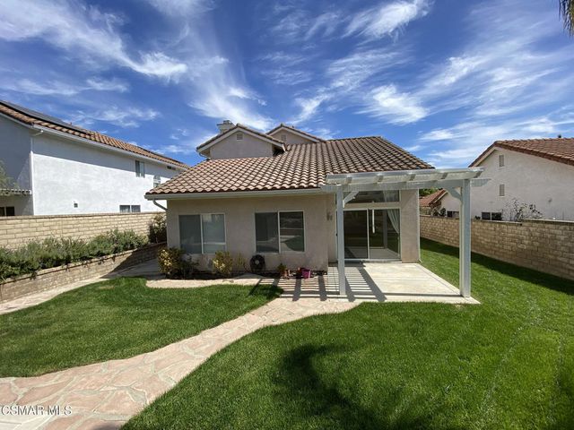 1420 Sapphire Dragon Street, Newbury Park, CA 91320