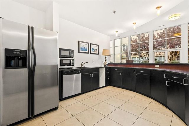 384 Ralph Mcgill NE Boulevard 405, Atlanta, GA 30312