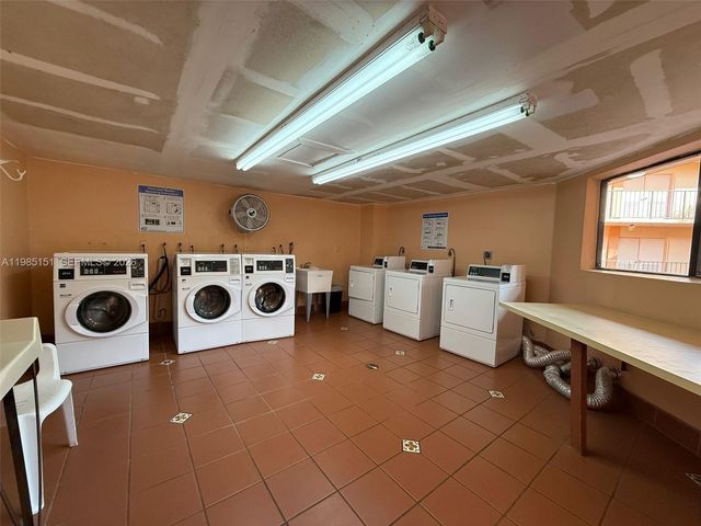 8600 SW 133rd Ave Rd 310, Miami, FL 33183