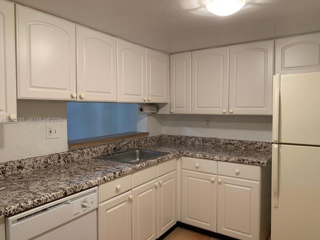 8600 SW 133rd Ave Rd 310, Miami, FL 33183