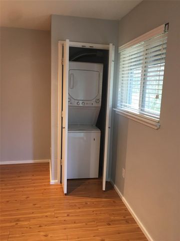 5306 Woodrow Ave 102, Austin, TX 78756