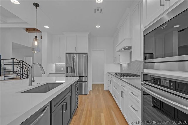 4011 W Albuquerque Street, Broken Arrow, OK 74011