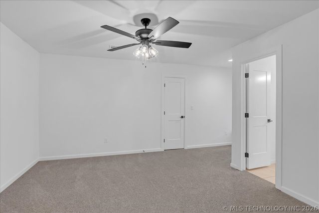 4011 W Albuquerque Street, Broken Arrow, OK 74011