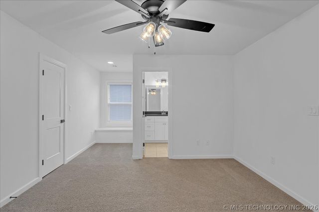 4011 W Albuquerque Street, Broken Arrow, OK 74011