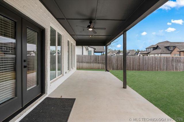 4011 W Albuquerque Street, Broken Arrow, OK 74011