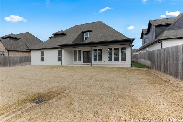 4011 W Albuquerque Street, Broken Arrow, OK 74011