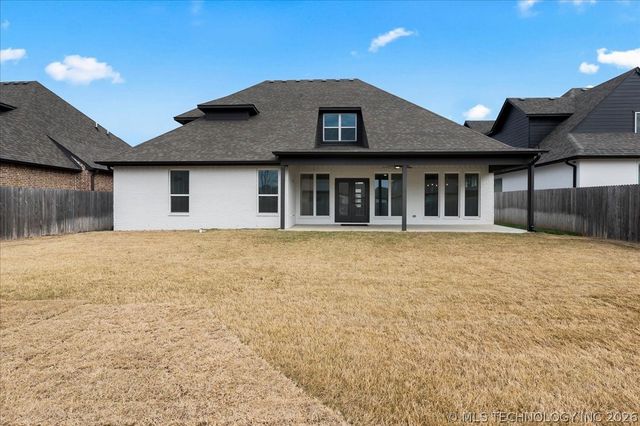 4011 W Albuquerque Street, Broken Arrow, OK 74011