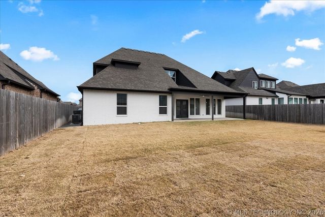 4011 W Albuquerque Street, Broken Arrow, OK 74011