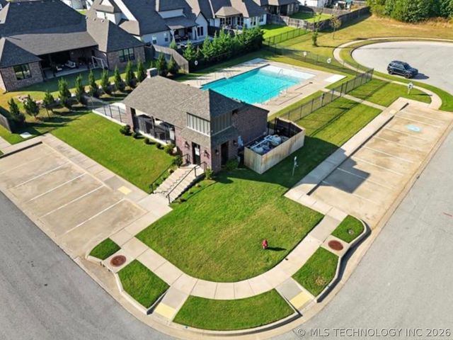 4011 W Albuquerque Street, Broken Arrow, OK 74011