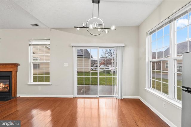 9175 CLUBHOUSE DR, Delmar, MD 21875