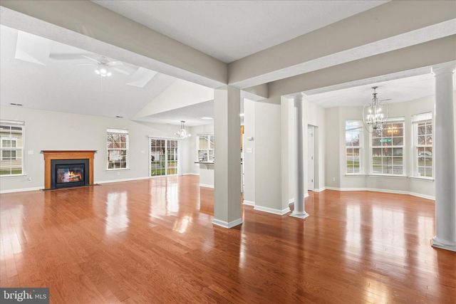 9175 CLUBHOUSE DR, Delmar, MD 21875