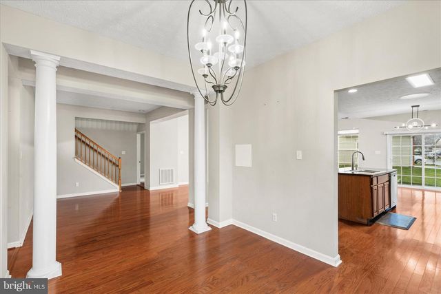 9175 CLUBHOUSE DR, Delmar, MD 21875