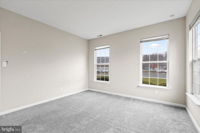 9175 CLUBHOUSE DR, Delmar, MD 21875