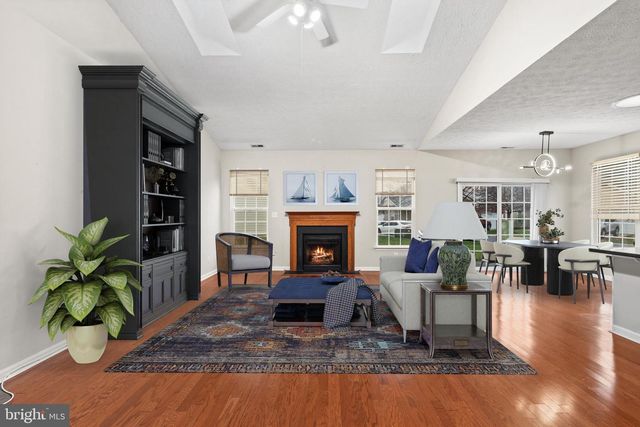 9175 CLUBHOUSE DR, Delmar, MD 21875