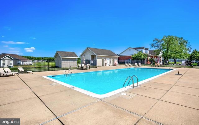 9175 CLUBHOUSE DR, Delmar, MD 21875