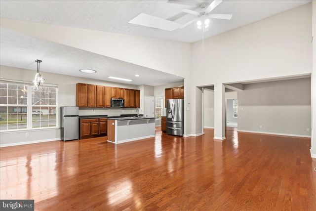 9175 CLUBHOUSE DR, Delmar, MD 21875