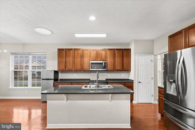 9175 CLUBHOUSE DR, Delmar, MD 21875