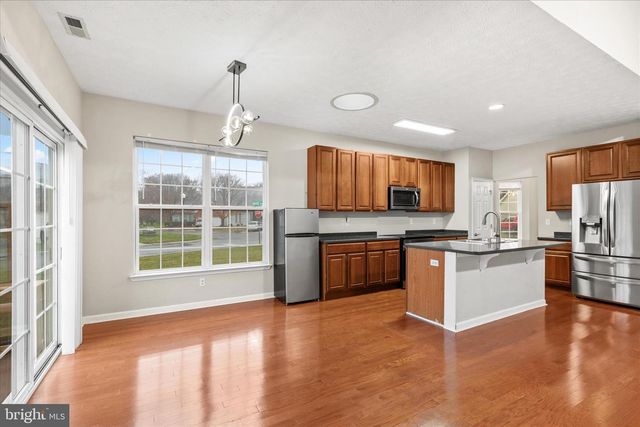 9175 CLUBHOUSE DR, Delmar, MD 21875