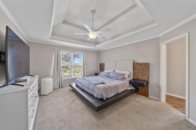 2312 SW Post Oak Court, Lee's Summit, MO 64082