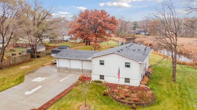 18922 Yalta Street NE, East Bethel, MN 55092