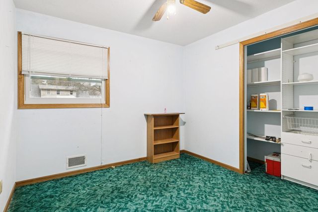 18922 Yalta Street NE, East Bethel, MN 55092