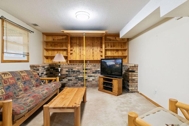 18922 Yalta Street NE, East Bethel, MN 55092