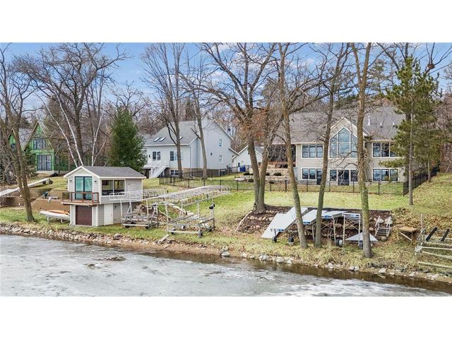 34 206th Street, New Richmond, WI 54017