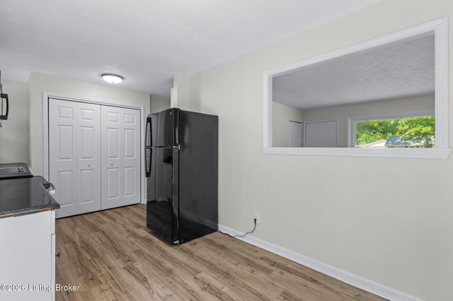 318 Kilmory Ave, Louisville, KY 40214