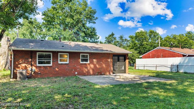 318 Kilmory Ave, Louisville, KY 40214