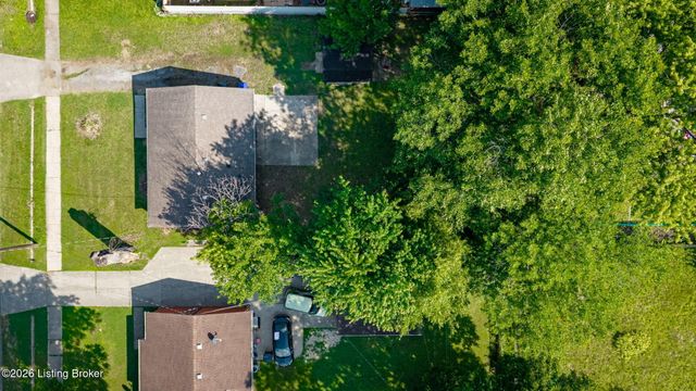318 Kilmory Ave, Louisville, KY 40214