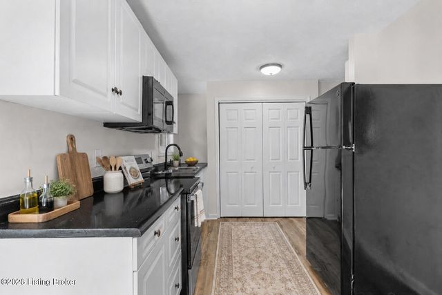 318 Kilmory Ave, Louisville, KY 40214