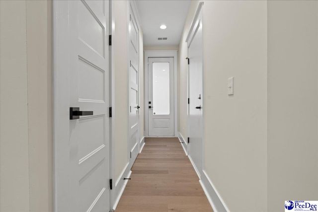 319 Railroad Ave, Florence, SC 29506