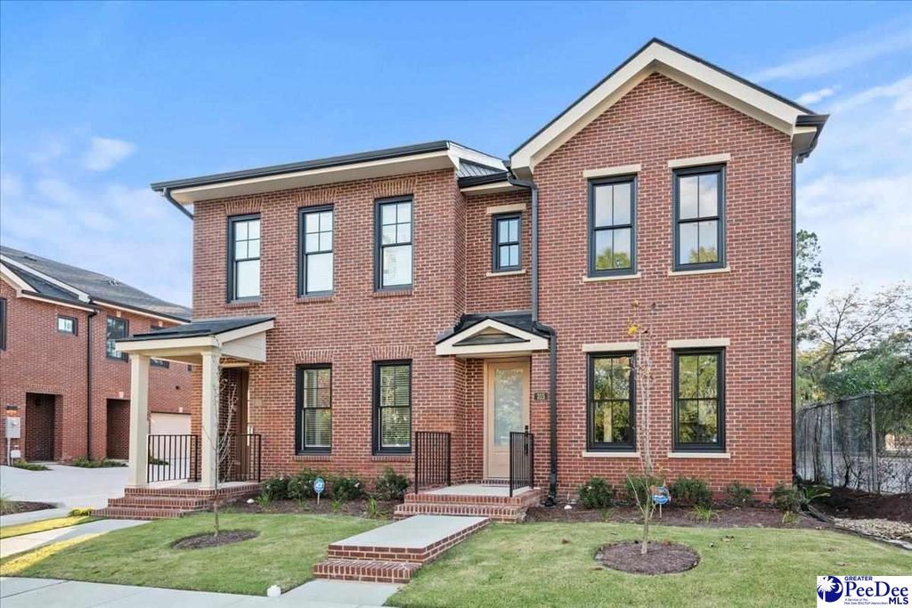 319 Railroad Ave, Florence, SC 29506