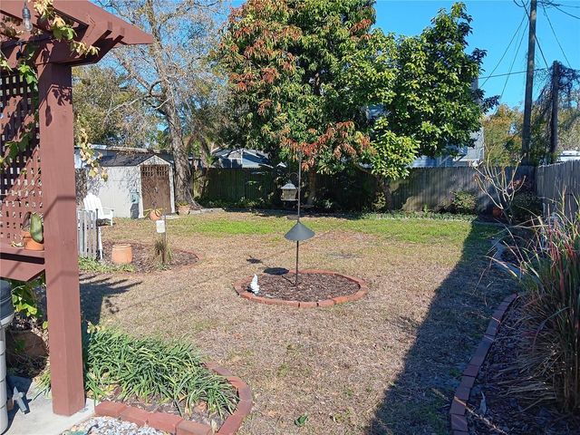 406 E PARIS STREET, Tampa, FL 33604