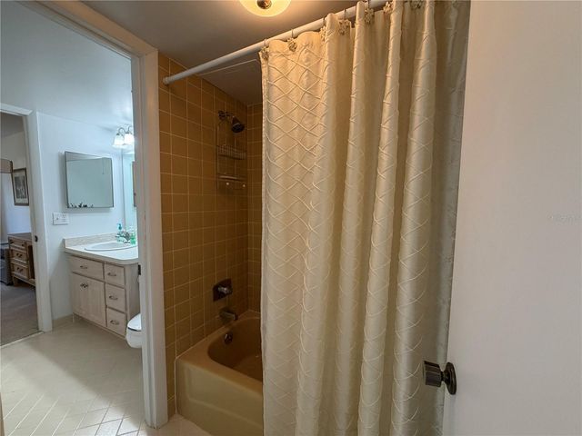 656 MIDWAY DRIVE A, Ocala, FL 34472