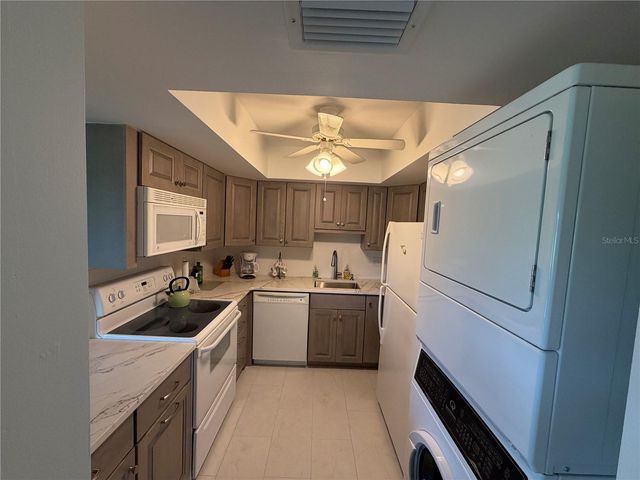 656 MIDWAY DRIVE A, Ocala, FL 34472