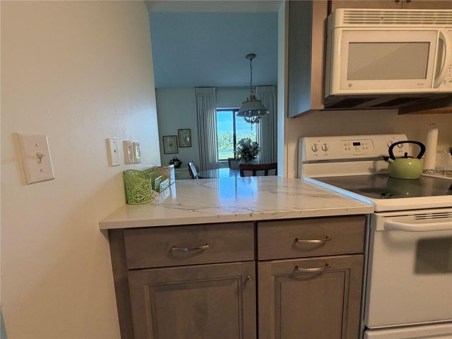 656 MIDWAY DRIVE A, Ocala, FL 34472