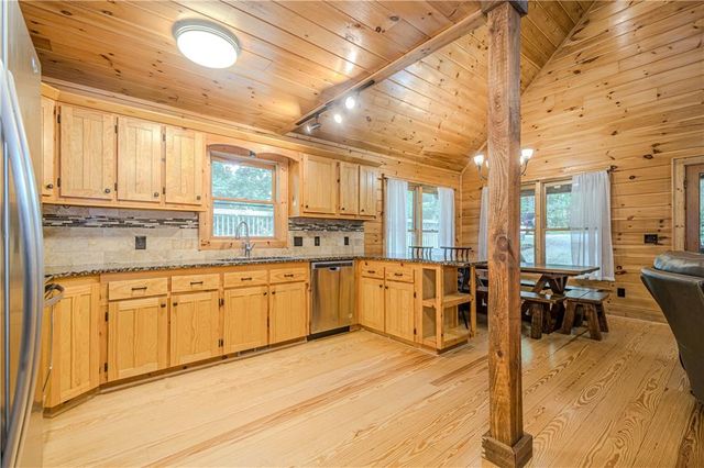 213 Moonshine Hollow, Blue Ridge, GA 30513