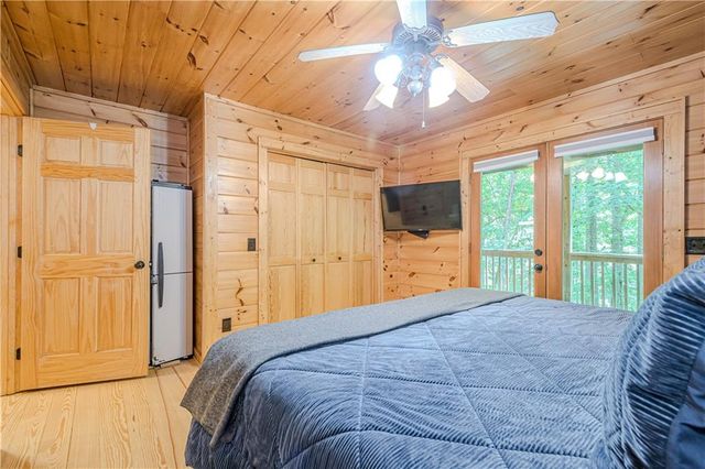 213 Moonshine Hollow, Blue Ridge, GA 30513