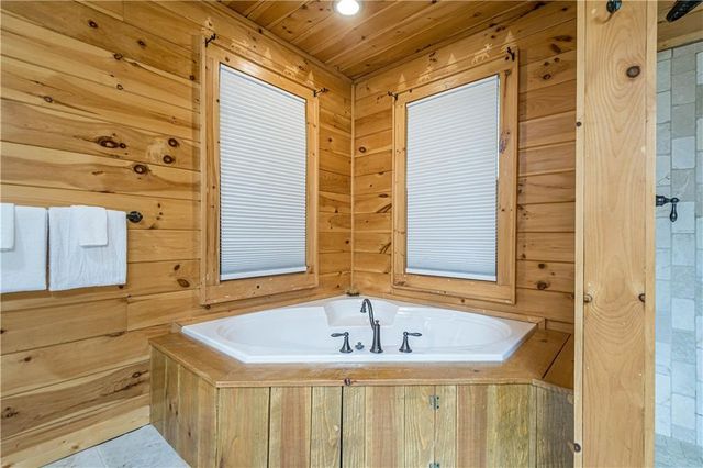 213 Moonshine Hollow, Blue Ridge, GA 30513