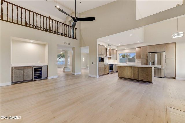 13045 E SHANGRI LA Road, Scottsdale, AZ 85259