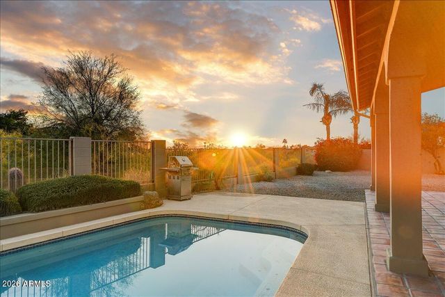 13045 E SHANGRI LA Road, Scottsdale, AZ 85259