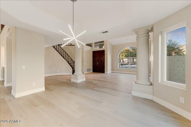 13045 E SHANGRI LA Road, Scottsdale, AZ 85259