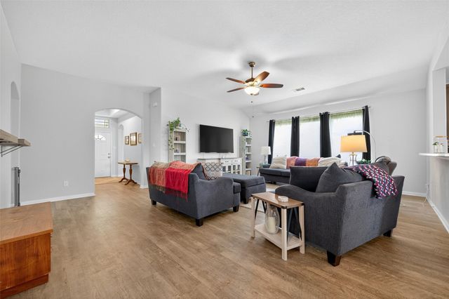 6207 Twin Fawns Drive, Conroe, TX 77303